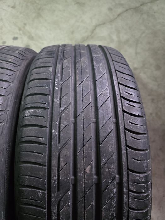 2 anvelope 215 55 R 17 Bridgestone vara
