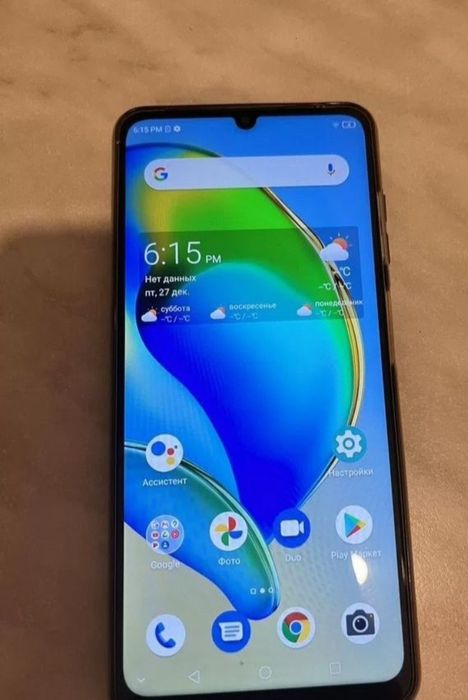Продам ZTE Blade V40 Vita
