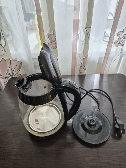 Продается электрочайник