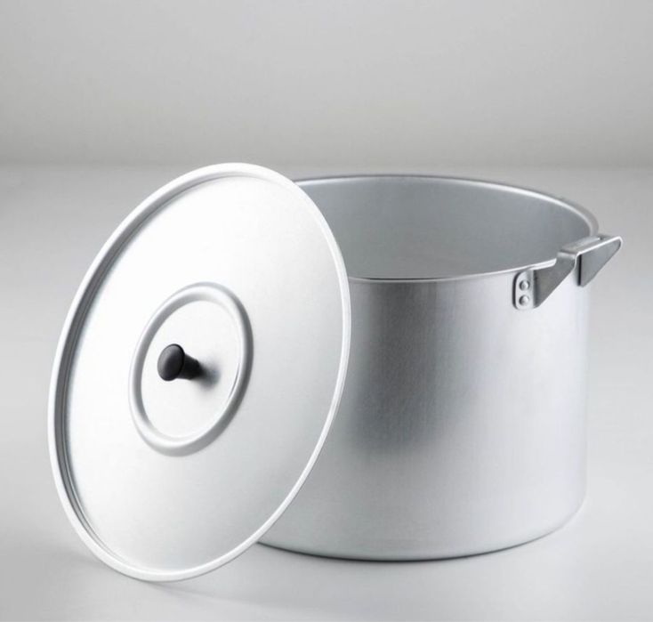 Алюминиевая кастрюля 20л.