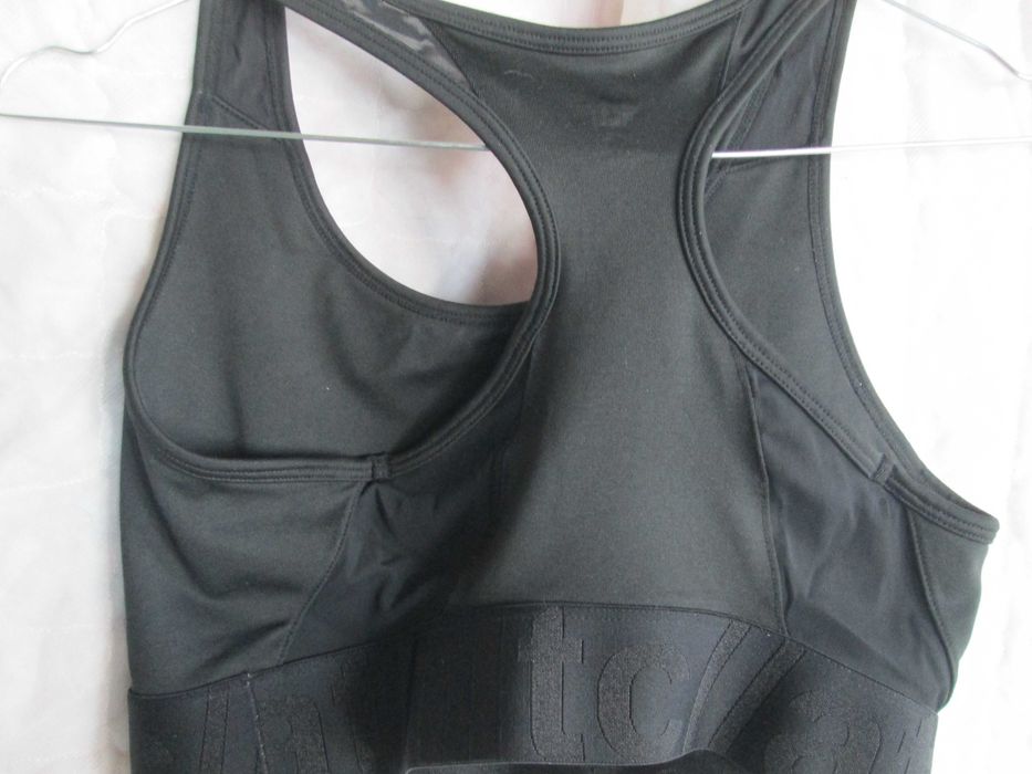 bustiera neagra H&M
