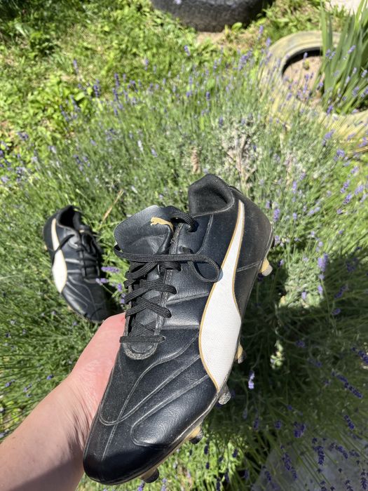 Vand ghete fotbal puma 43(28cm),stare foarte buna