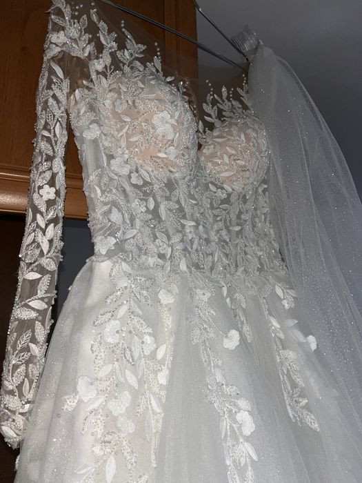 Vand rochie de mireasa