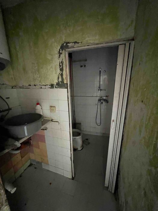 Продава се Едностаен апартамент в Шумен, Тракия - 37 кв.м за 696 €/кв.м - Снимка #1