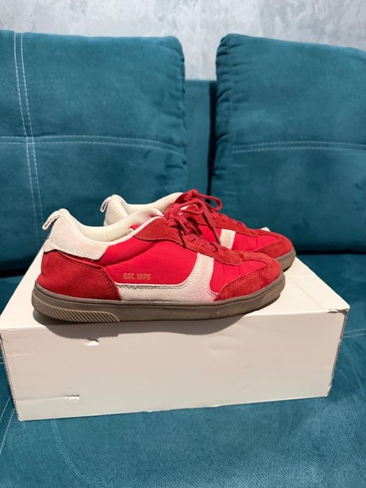 Sneakers Zara roșii , 37