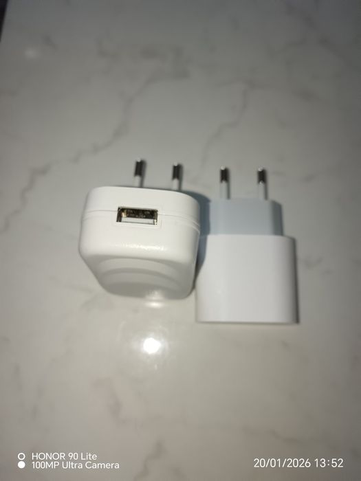 Vind încărcătoare telefon