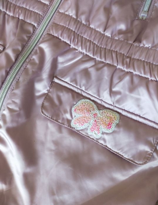 Куртка весна на девочку