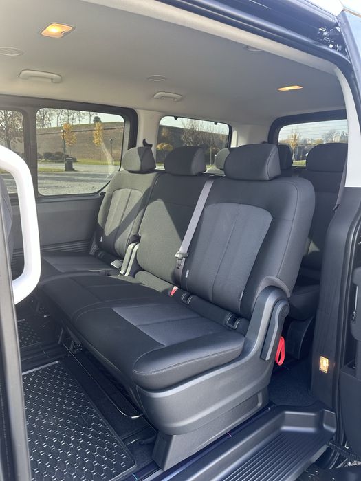 Transport persoane | Transfer aeroport | Inchiriere, Rent a car