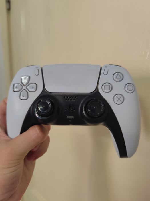 Ps5 джойстик - бял