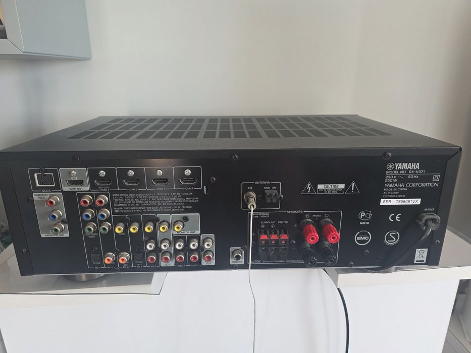 vand sistem audio receiver Yamaha + boxe 5.1 Canton + suporti boxe + cabluri