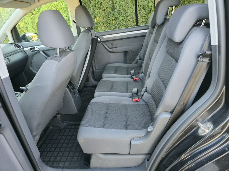 Volkswagen touran 1.6 tdi 105 cp