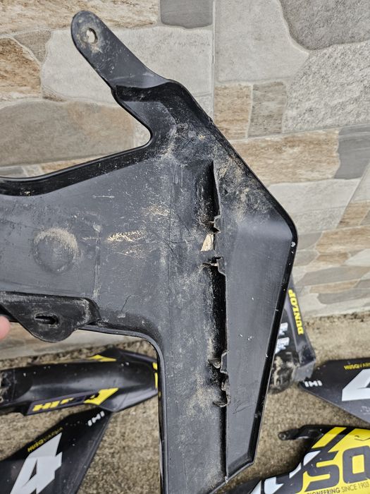 Пластмаси от Husqvarna 17-19