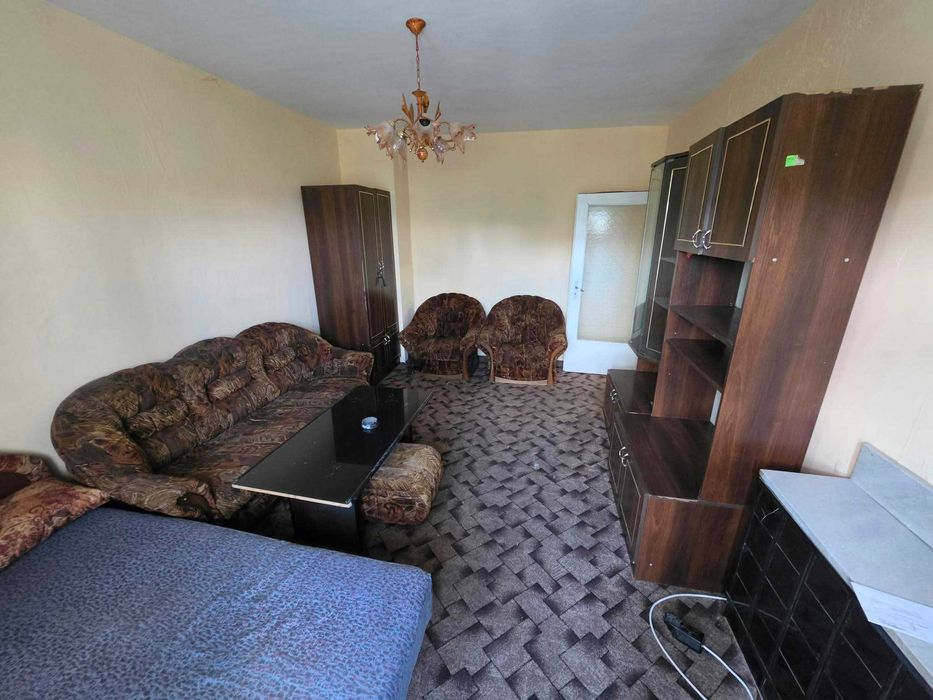 Продава се Двустаен апартамент в Търговище, Запад 3 - 44 кв.м за 1250 €/кв.м - Снимка #1