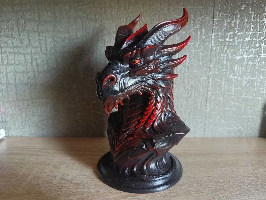 Бюст Огненного дракона