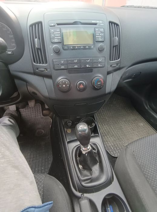 HYUNDAI i30 2011 — imagine 1