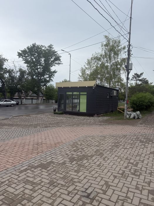 Продаю универсальный магазин.