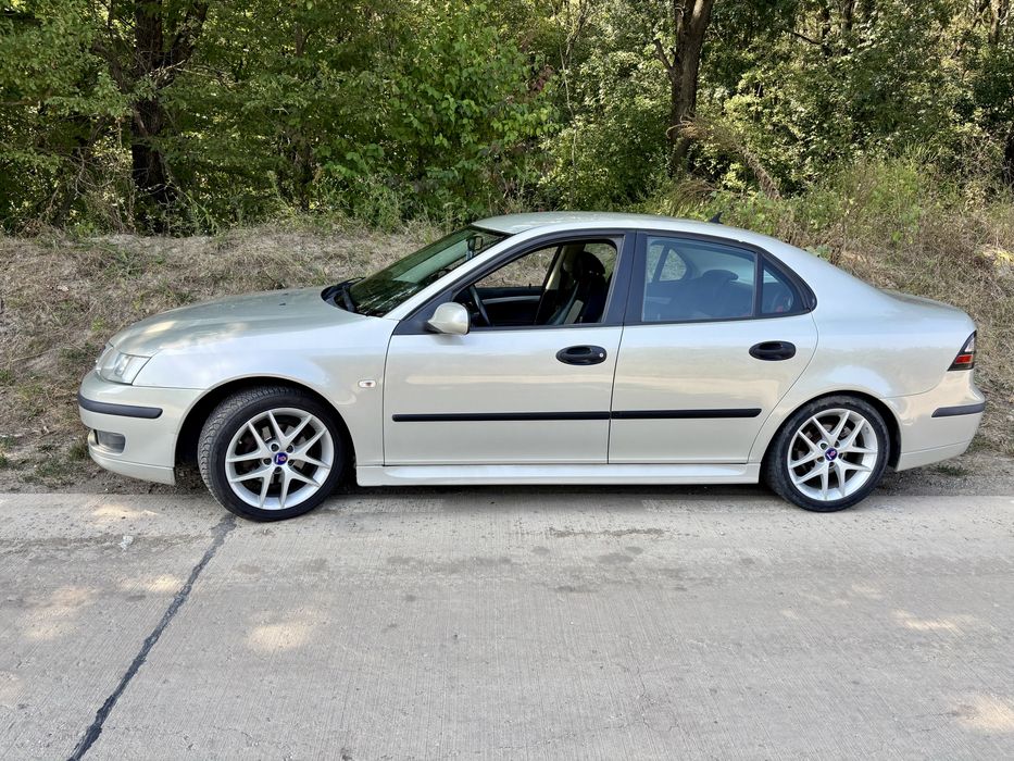 Saab 9-3 Sedan 2005