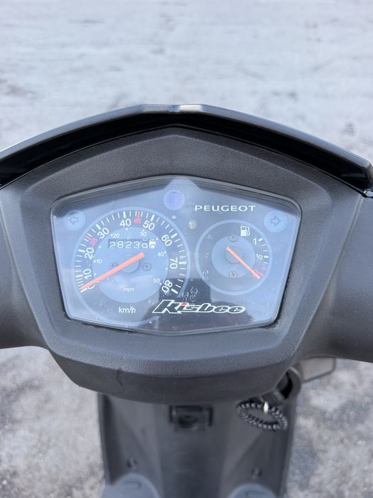 Пежо Кисби Peugeot Kisbee RS