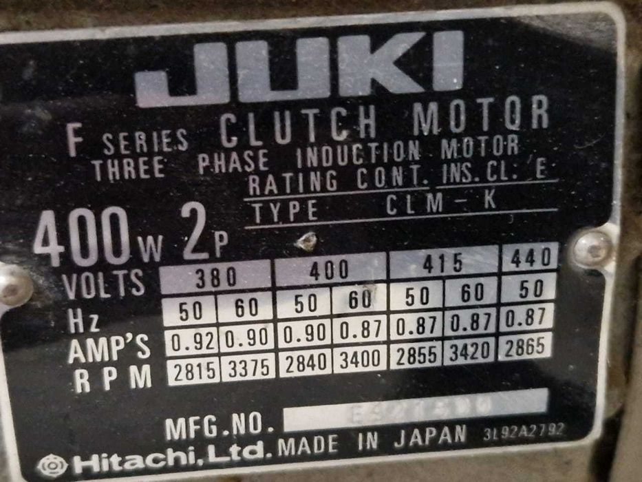 Продам оверлок в хорошем состоянии