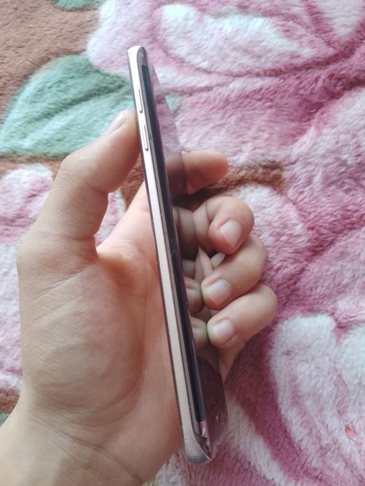 Telefon sotiladi yoki abmen mashi nomerdan telegramdan yozila