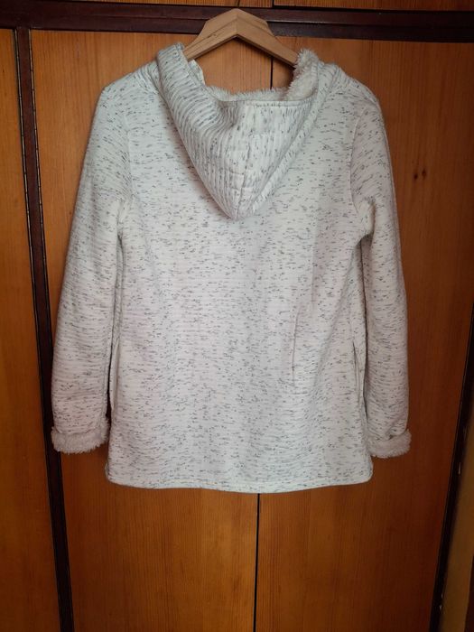 Яке, елек, суитчър