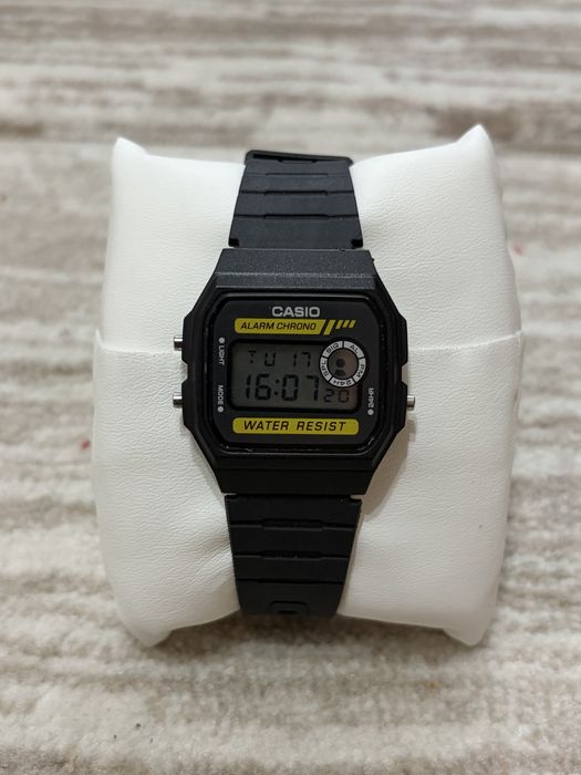 ceas casio f94w nou