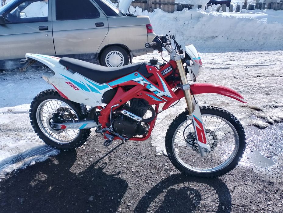 Продам эндуро 250куб