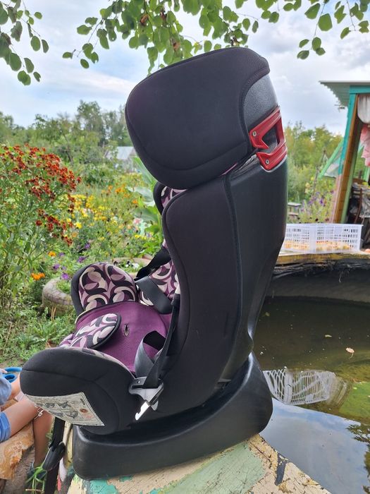 Продам автокресло