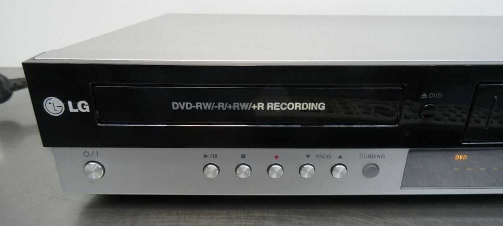 DVD recorder cu video VHS combo nou LG