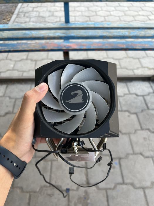 Gigabyte AORUS ATC800