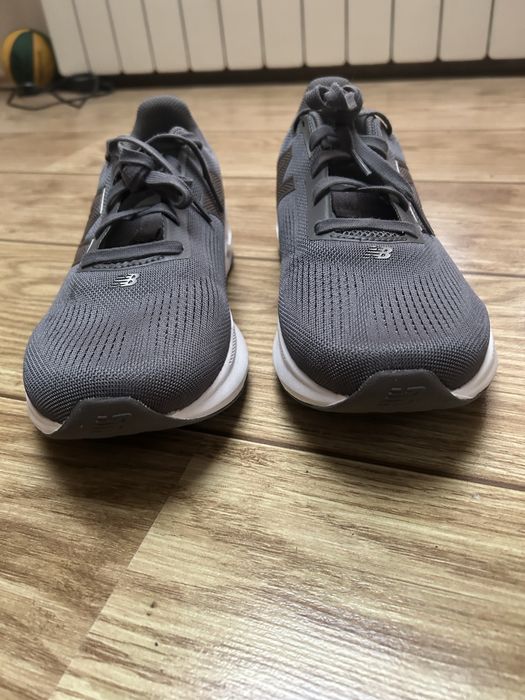 New Balance 520 V9 Extra Wide