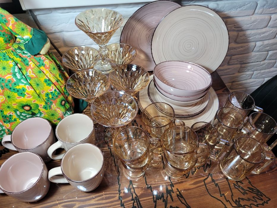 Столовая Посуда разная