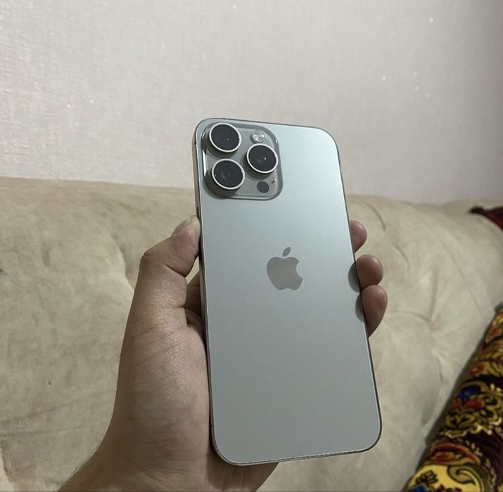 ayfon 15 pro max 512