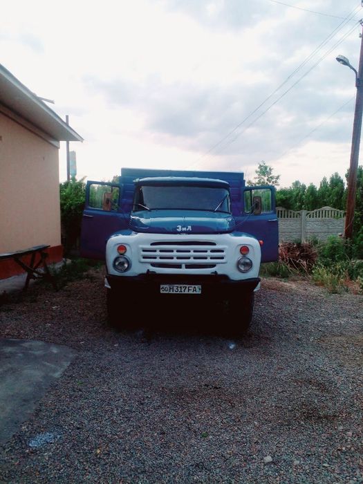 Zil Sotiladi. Sifatli Yuk mashinasi.