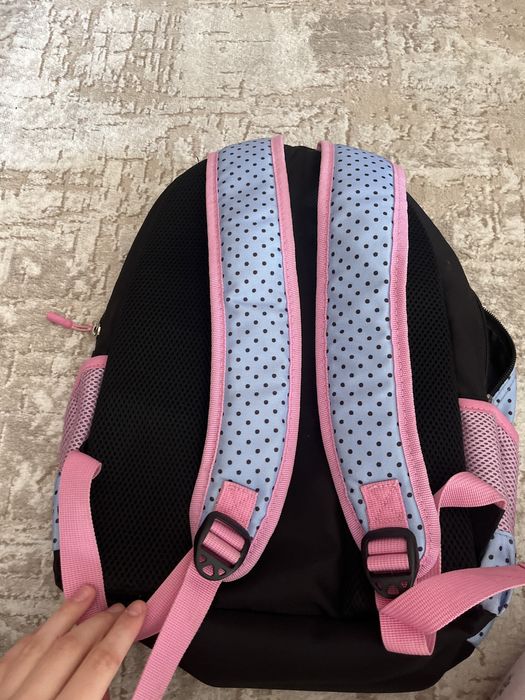 Ghiozdan pentru fete Daco