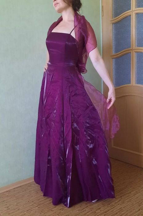 Вечернее платье. Новое.