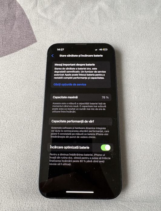 Vand iphone 13 simplu