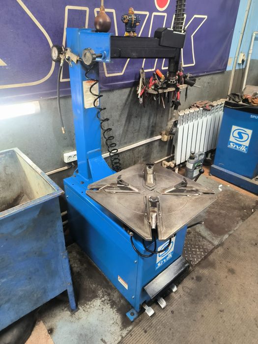 Шиномантажный станок Sivik