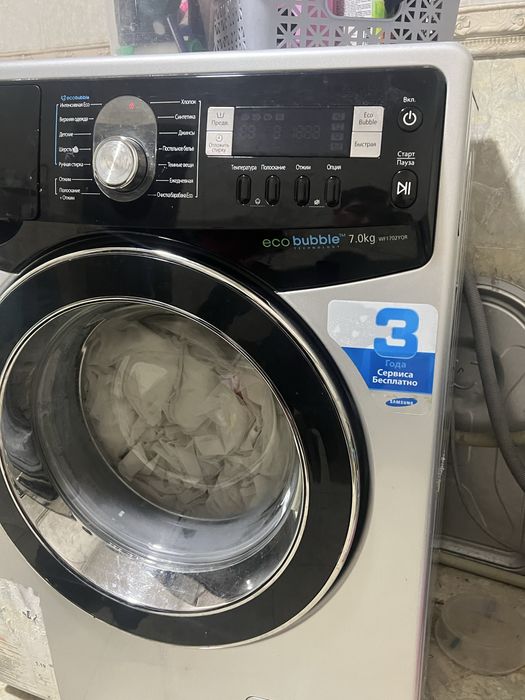 Продам холодильник LG, высота 2 м