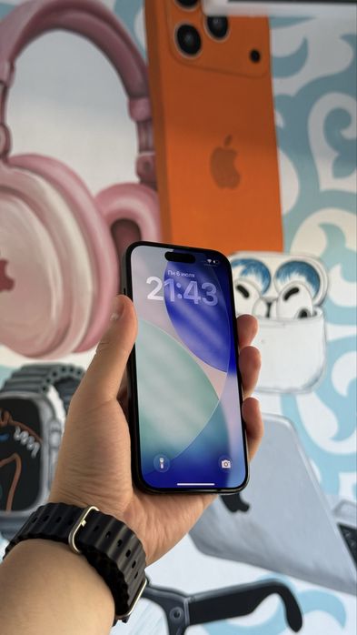 iPhone 15  128GB