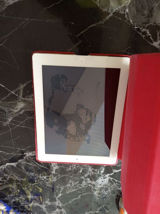 Продам Айпад на запчасти