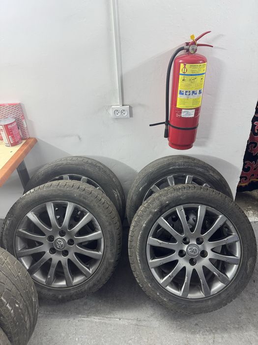 Диски от камри 50/55