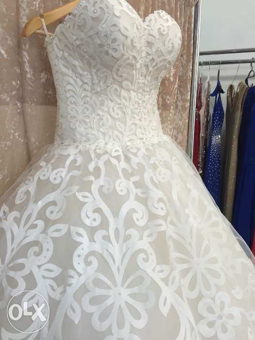 свадебное платье