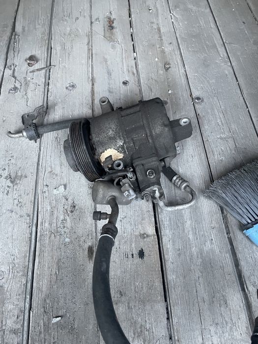 Продам компрессор