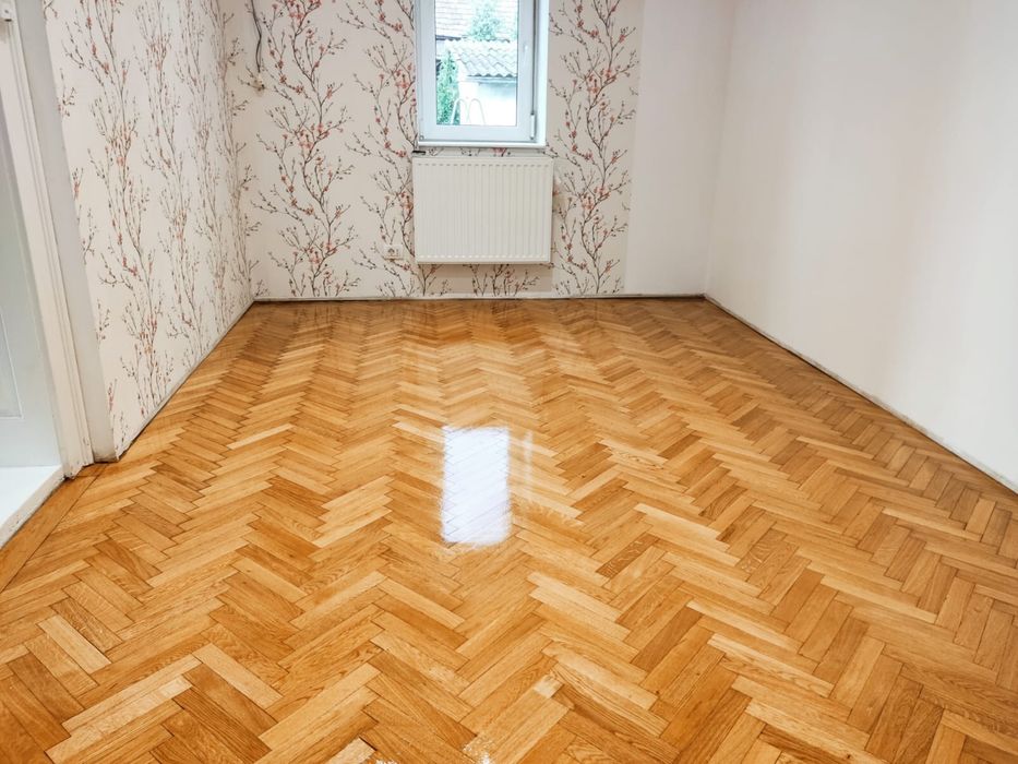 Raschetam si montam parchet