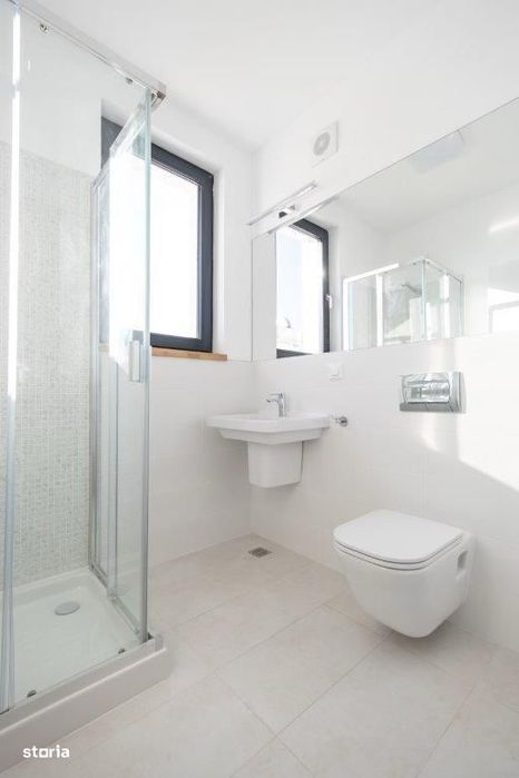 Apartament cu 3 camere de închiriat 89 utili + 50 terasa Băneasa