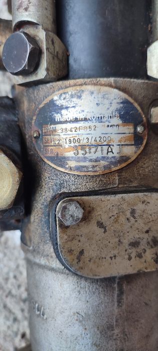 Pompă de injecție ARO