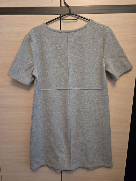 Сива спортно- елеганта рокля Zara