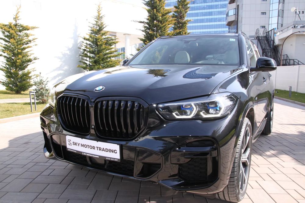 BMW X5 Msport Individual Black/ Laser/ 06.2023/ Ivory Vent/ 4xClim/ Pano/ HUD