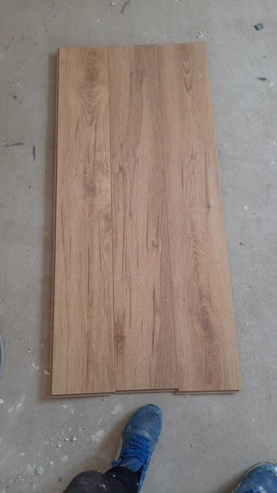 Parchet 10 cm grsime